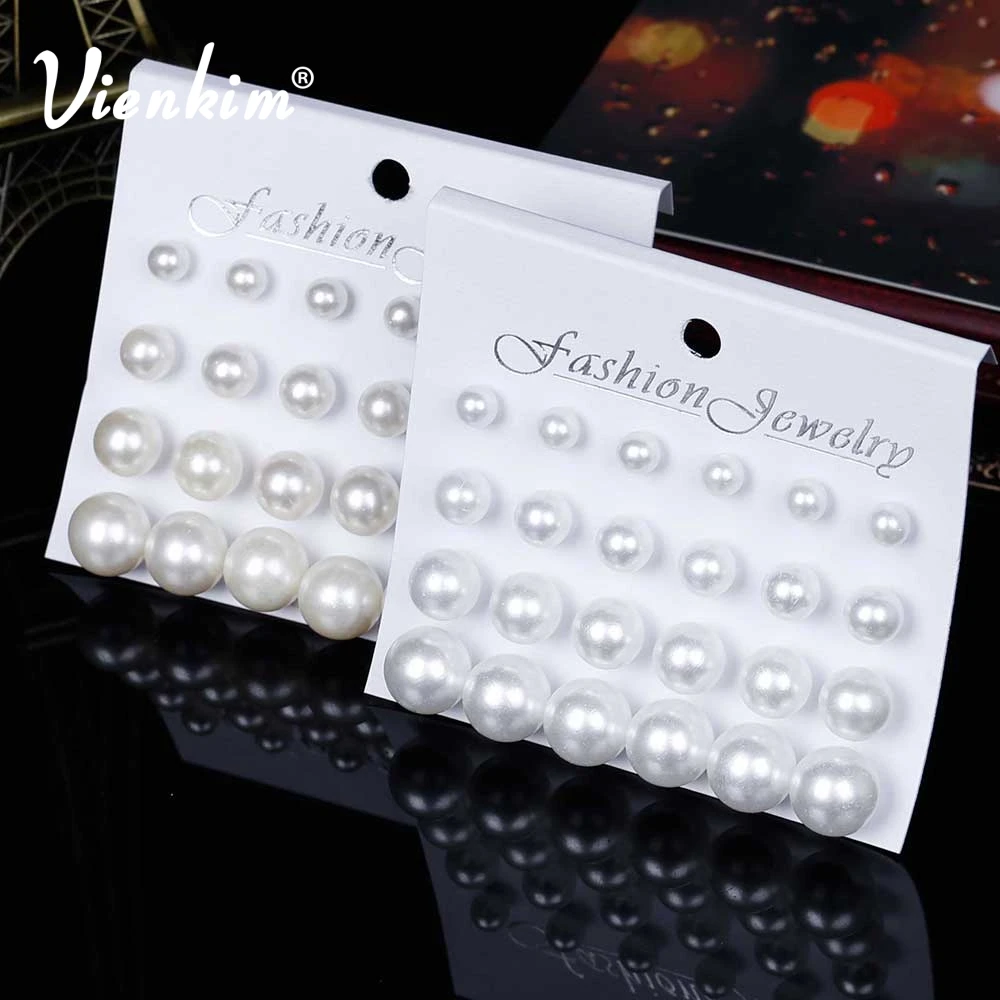 Feelkim Juego De Pendientes Para Mujeres 12 Pares De Perlas De Imitón Blancas Joyería En The Oreja De Botón Con Bola Kit