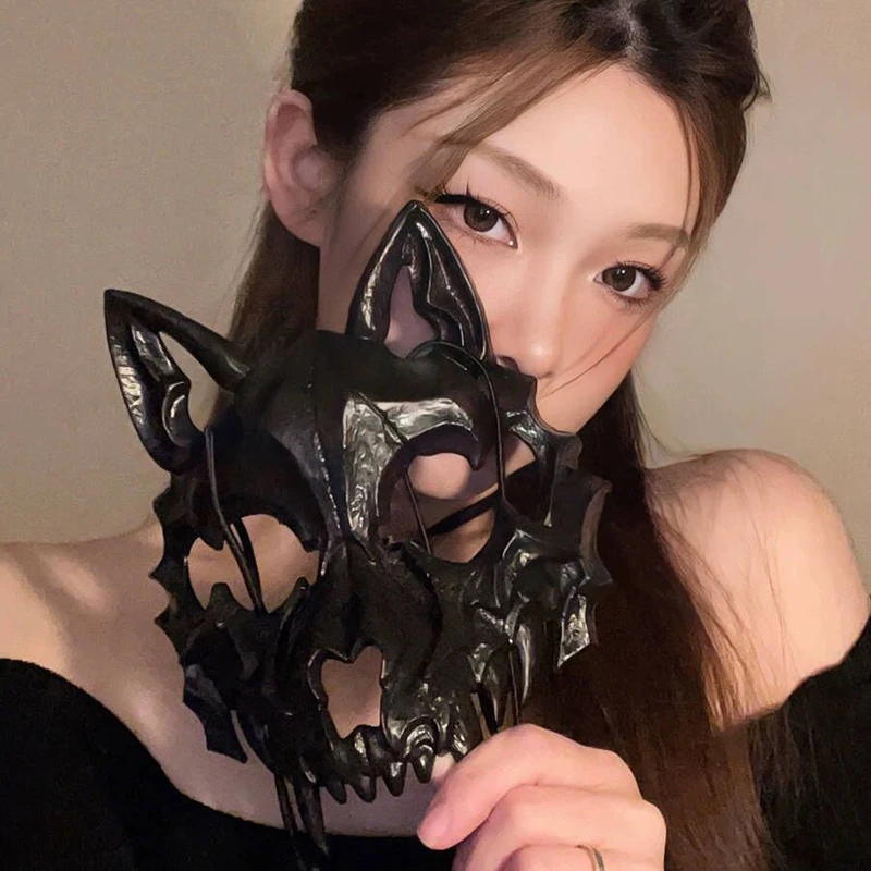 Party Skull Mask Denti Lunghi Demon Skeleton Half Face Mask Plastic Dragon God Tiger Mask Cosplay Halloween Costume Puntelli