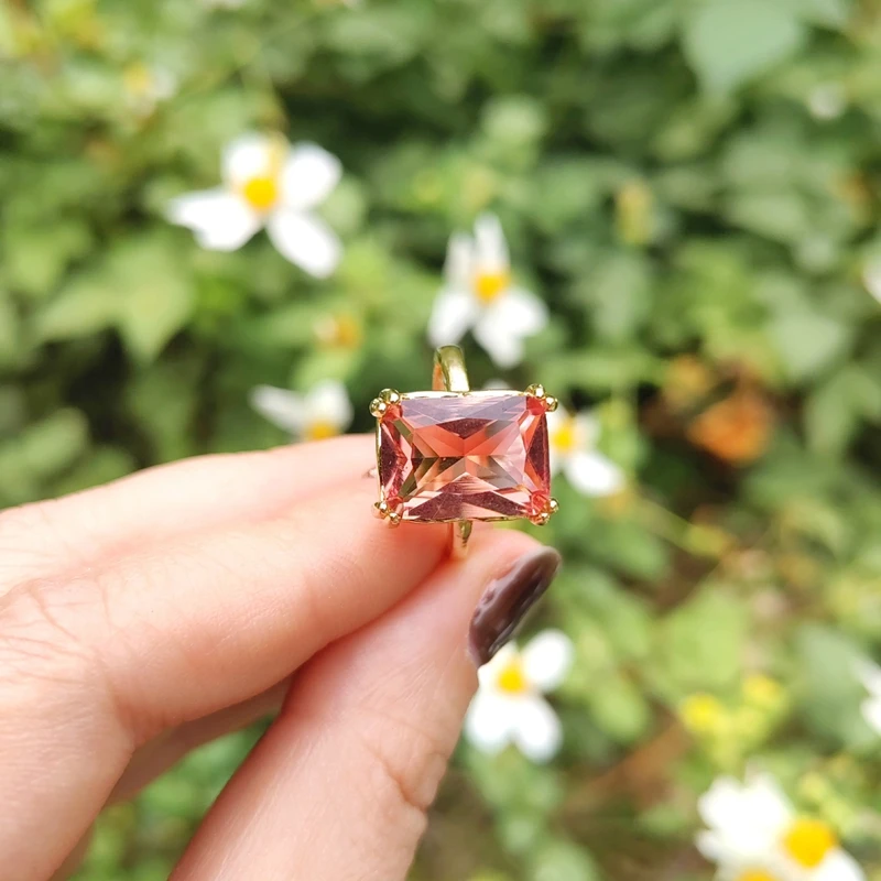 Hot Zultanite Crystal Finger Ring Placcato Oro Diaspore Stone 7 Cambia Colore Per Le Donne Lady Party Wedding Gift Gioielli Turchi