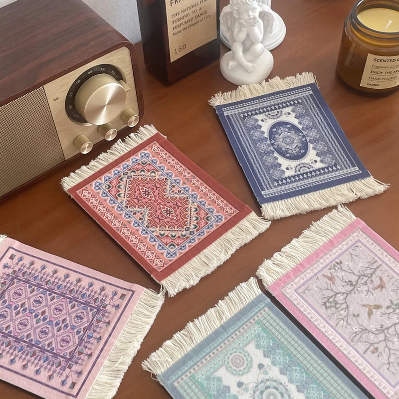 1 Pz Vintage Stile Persiano Nappa Mini Cup Pad Mouse Pad Tappeto Tessuto Mat Pattern Retro Cup Office Table Home Craft Decoration