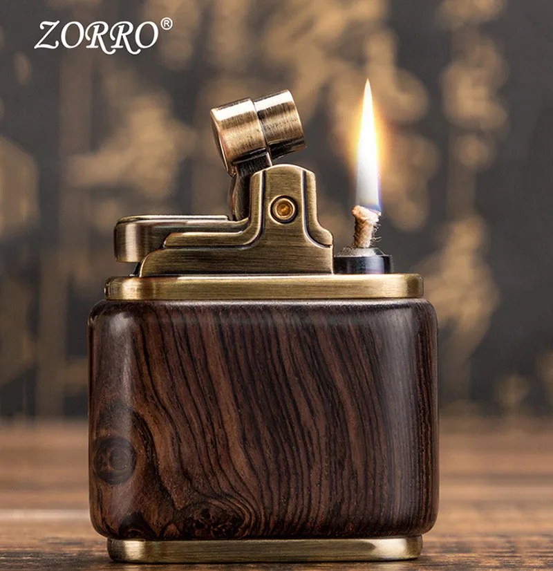 Accendino A Cherosene In Rame Puro Zorro. Accensione Della Pressa A Conchiglia In Legno Fatta A Mano. Old Nostalgic Sandalwood Ebano Lighter Men Smoki