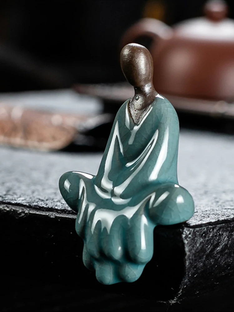 Wuxiang Buddha Ceramica Piccolo Monaco Zen Decorazione Bonsai Figura Soggiorno Decorazione Della Tavola Da Tè Tè Pet