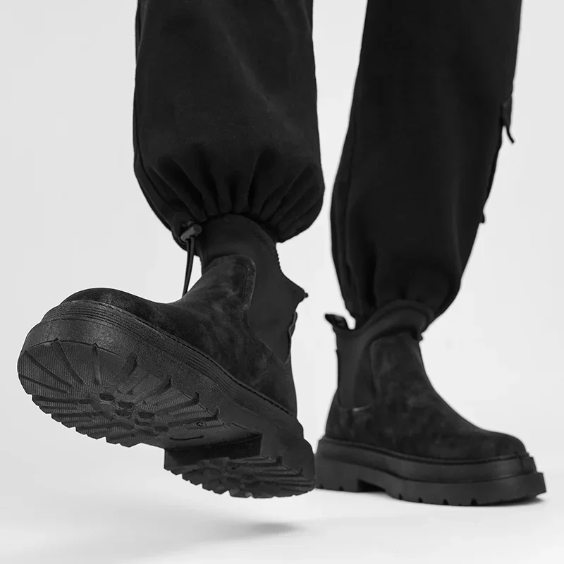 2023 Classic Martin Boots Moda Uomo Versatili Stivali Da Lavoro All'Aperto Gallop Stivali In Pelle Delicata Vento Britannico Di Talento Autunno