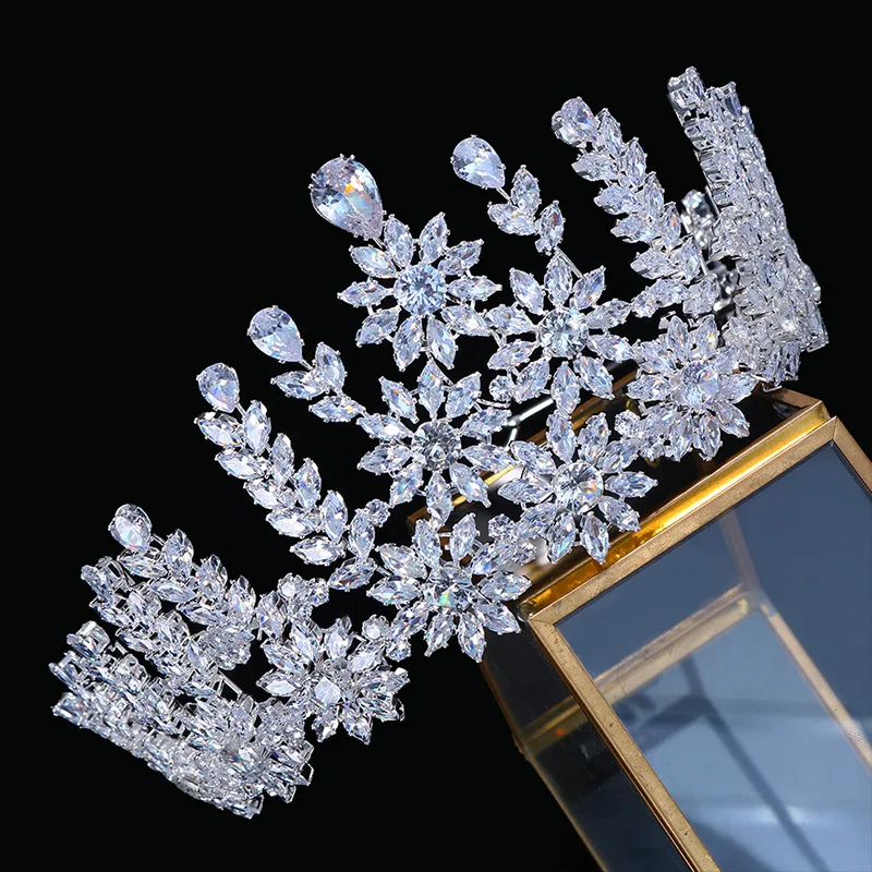 Diadema Di Lusso Per Accessori Per Capelli Da Sposa Da Sposa Zirconia Cz Corone Da Sposa Copricapo Principessa Regina Diademi E Corone Per Le Donne