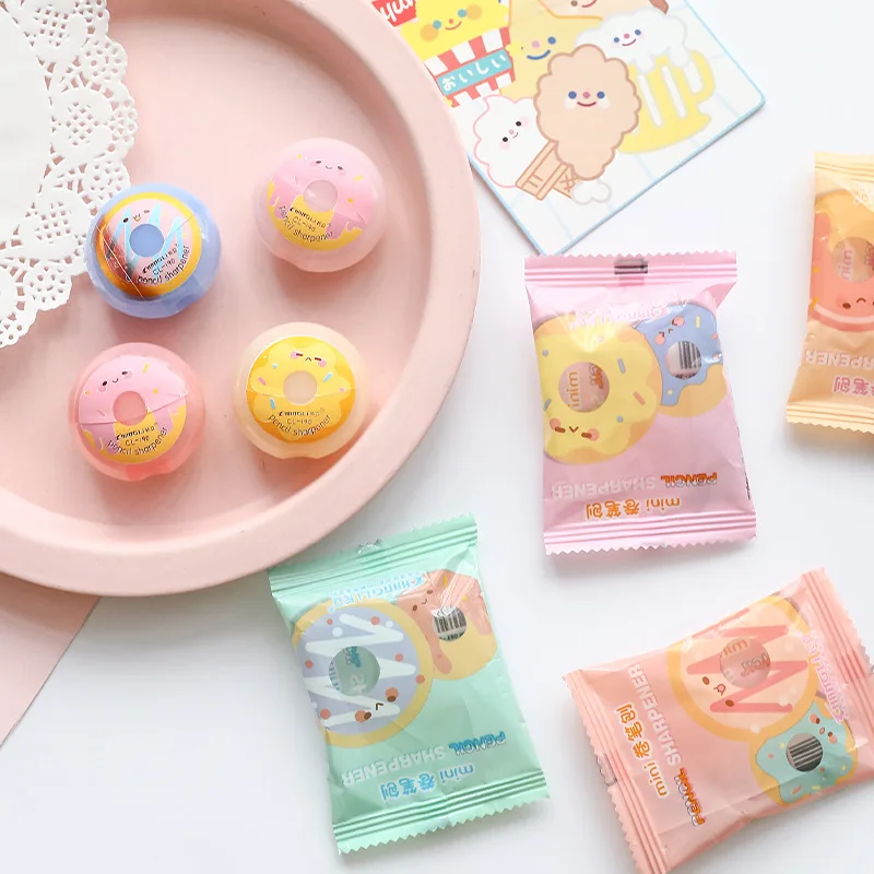 Alltu Cute Donut Sharpener Student Portable Mini Hand Twister Safe Gift Stationery