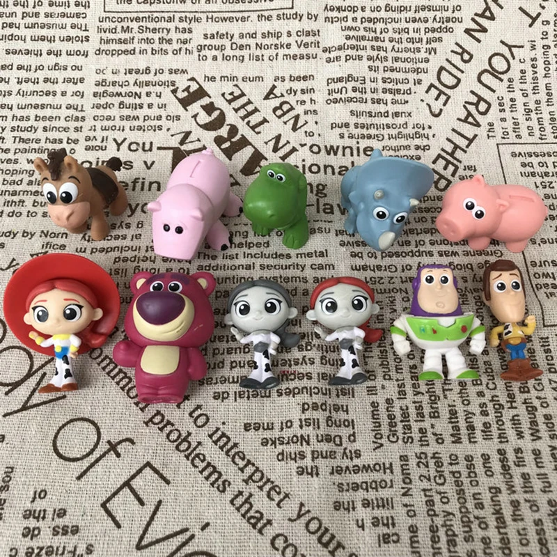 Genuine Bulk Goods Toy Figure Story Bass Hudy Lots-O'-Huging Bear Doll Decorazione Mobile Action Figure Model Toys