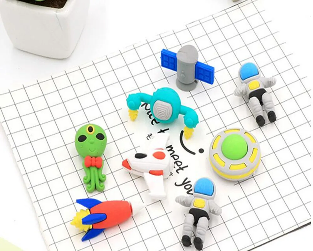 Spaceman Gomma Pk Mostro Eraser Space Shuttle Eraser Con 4 Pezzi Per Lotto Nuovo Arrivo Eraser Il Migliore Scuola Di Cancelleria