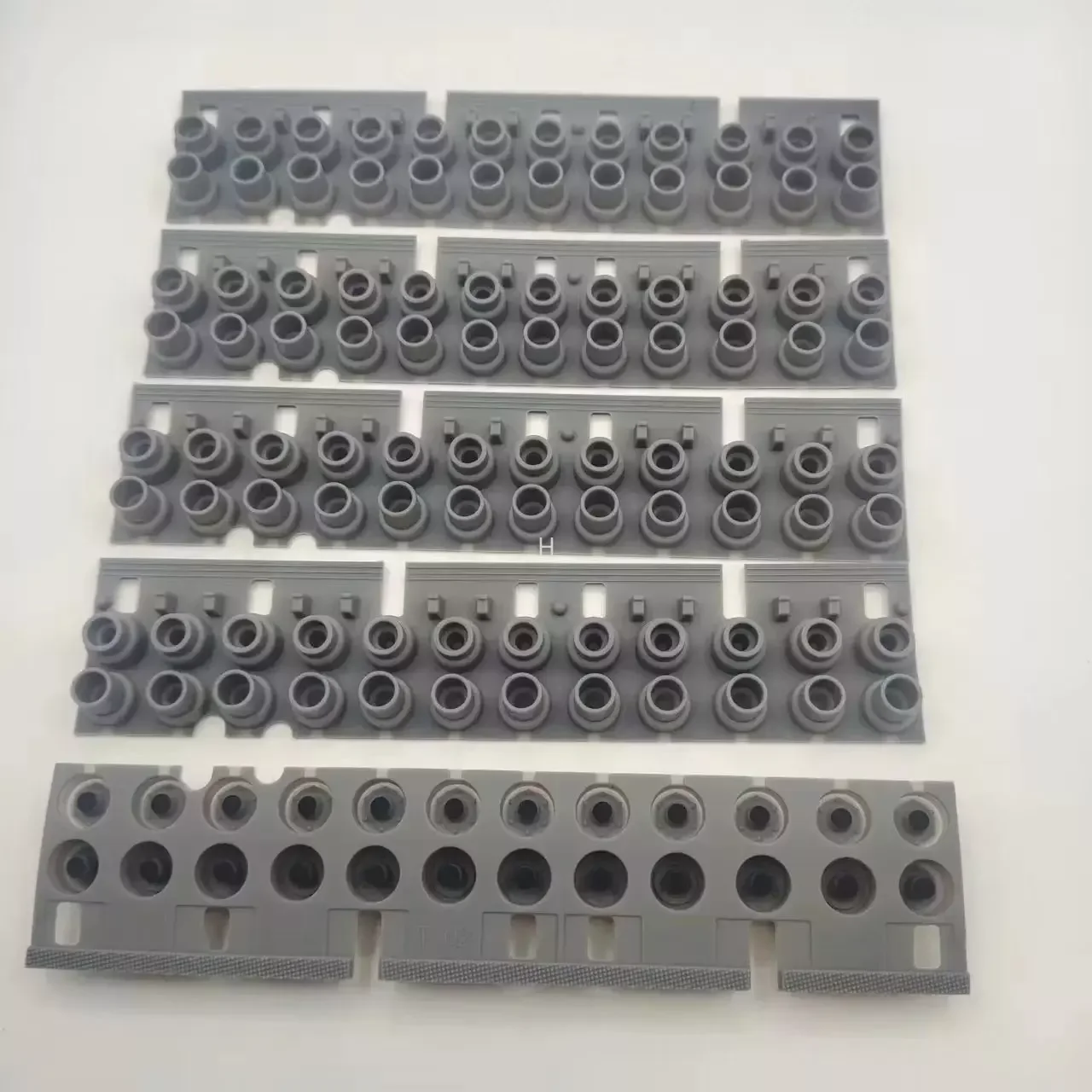 Tappetino Contatto Chiave Gomma Conduttiva Per Yamaha Psr-300 Psr-510 Psr-220 Psr-500 Kb-200 Kb-150 Psr-410 Psr-400 5 Pz/Lotto