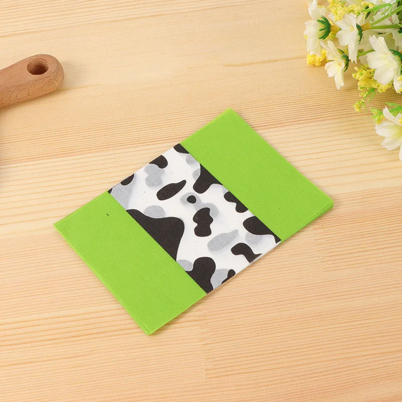 100 Pz/Lotto Green Side Dairy Handmade Party Sugar Twisting Wax Paper Nero Bianco Lovely Milk Cow Fleck Candy Gift Wrapping Paper