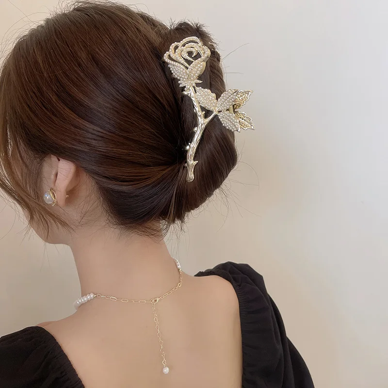 New Ins Pearl Strass Rose Hair Claw Women Temperament Fashion Shark Clip Hair Shark Clip Accessori Per Capelli Retrò Decorare