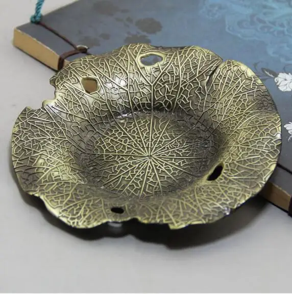 Squisiti Antichi Oggetti D'Antiquariato Retrò Artigianato Rame Ottone Bronzo Ornamenti Sono I "Quattro Gioielli Dello Studente" Foglia Di Loto
