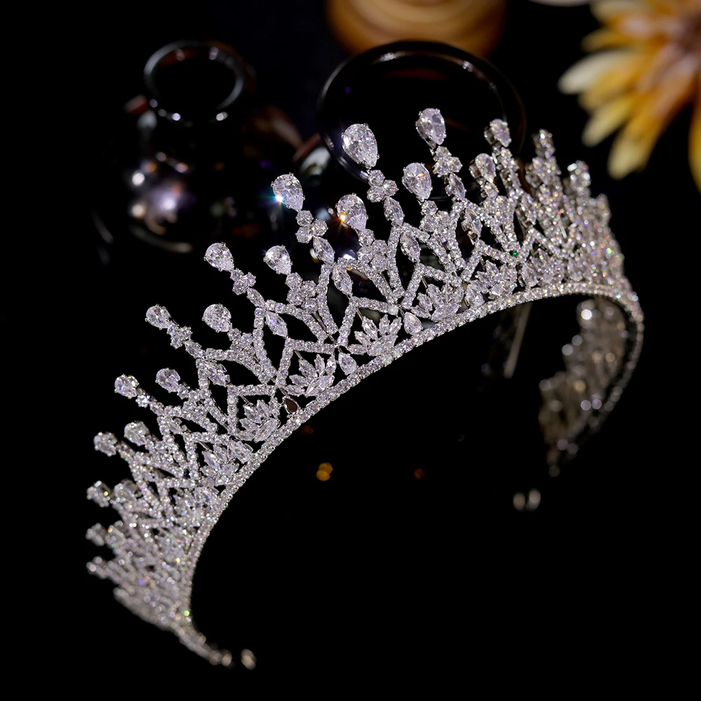 Principessa Allungare Corona Design Classico Elegante Matrimonio Nuziale Gioielli Betrothal Cz Diademi Donne Zircone Corona Princesa