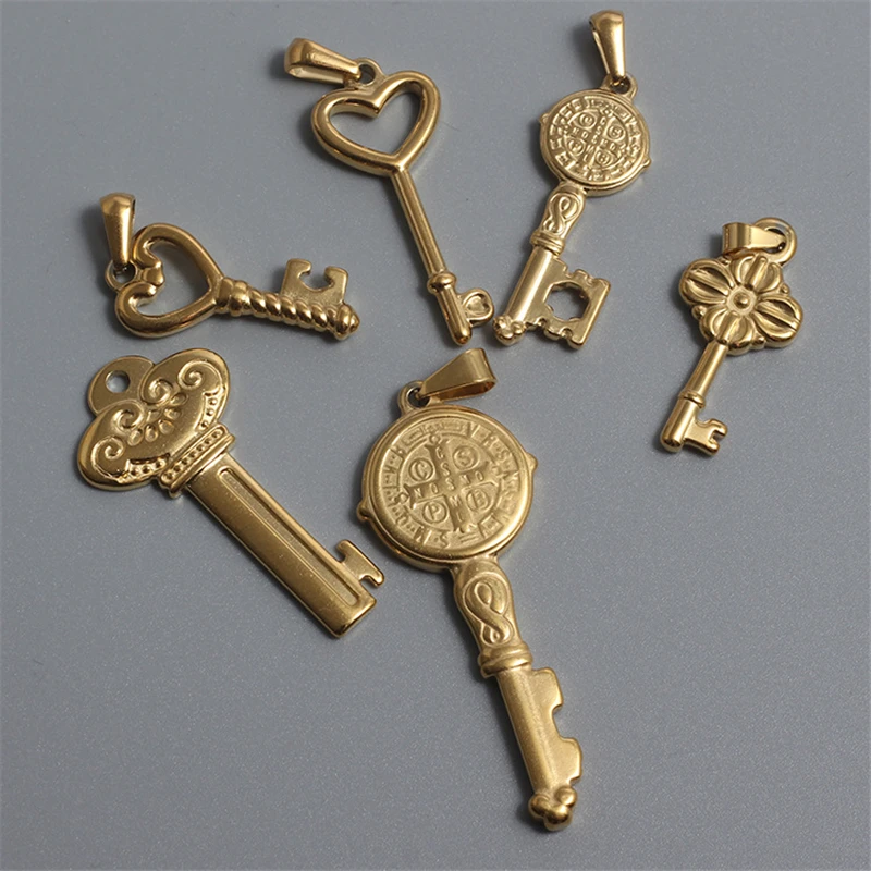 Modagirl 1Pcs Pendenti Con Ciondolo Chiave A Forma Di Cuore In Oro Con Cuore Di Fiori In Oro Senza Collana A Catena Gioielli In Acciaio Inossidabile A