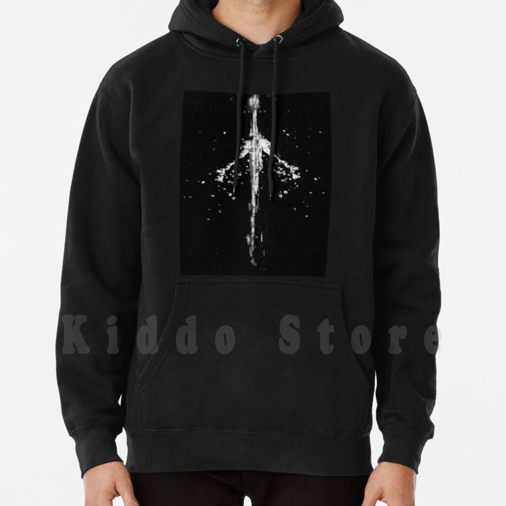 Splash #4-Felpe Con Cappuccio Claymore Manica Lunga Kingfisher Splash Reflection Sword Claymore Nero Bianco Ambra