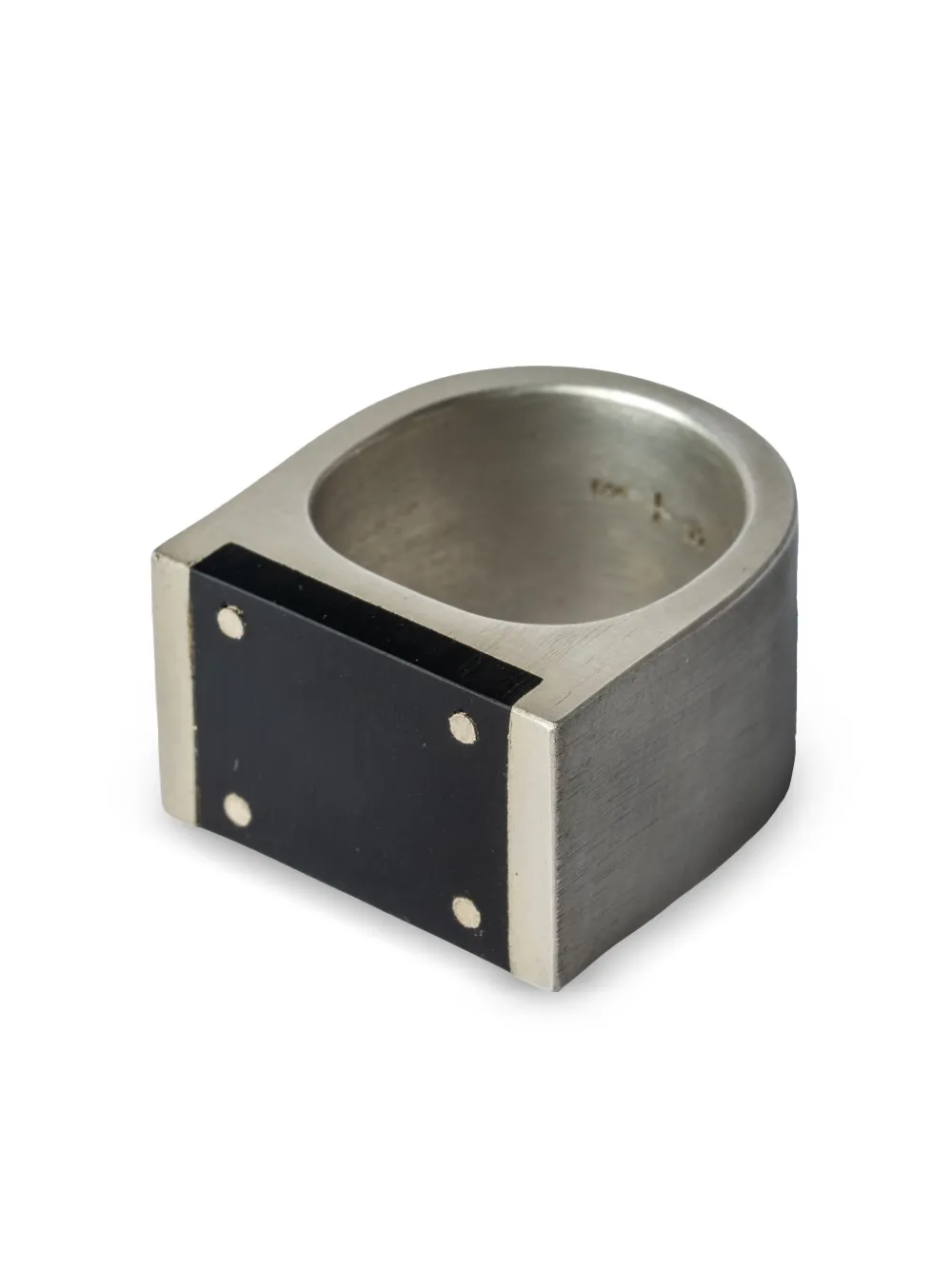 Parts of Four Plate sterling-silver matte-jet ring - Argento