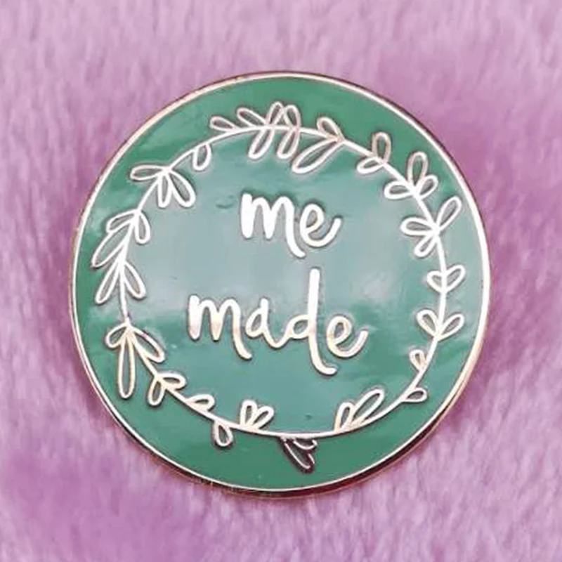 Me Made Smalto Verde Menta Pin Knitter Seamstress Ricama Flair Art Addtion