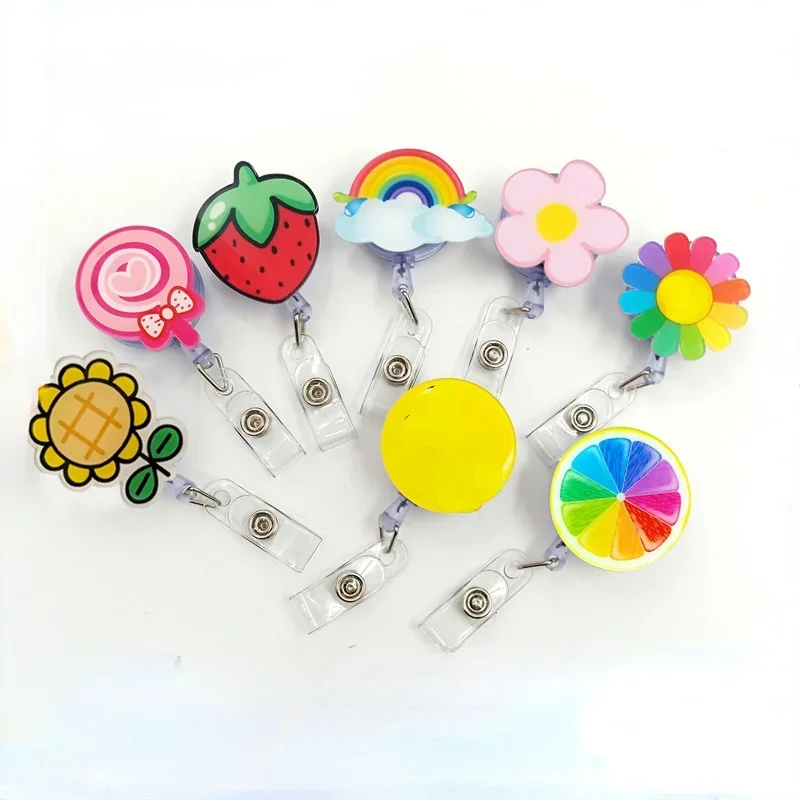 1Pc Cartoon Kawaii Fruit Retrattile Pull Badge Reel Id Tag Cordino Nome Lavoro Card Badge Holder Reels Doctor Nurse Supplies
