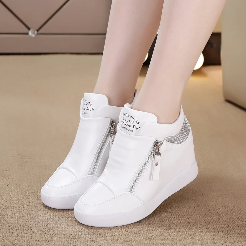 Delle Donne Della Piattaforma Del Cuneo Di Gomma Brogue In Pelle Lace Up Tacco Alto 8 Centimetri Scarpe A Punta Punta Aumentando Creepers Scarpe Da Gi