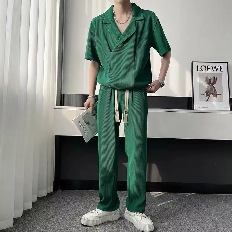 2023 Primavera Moda Tinta Unita Due Pezzi Set Uomo Casual Allentato Manica Corta Polo E Pantaloni Tute Tute Da Uomo V29