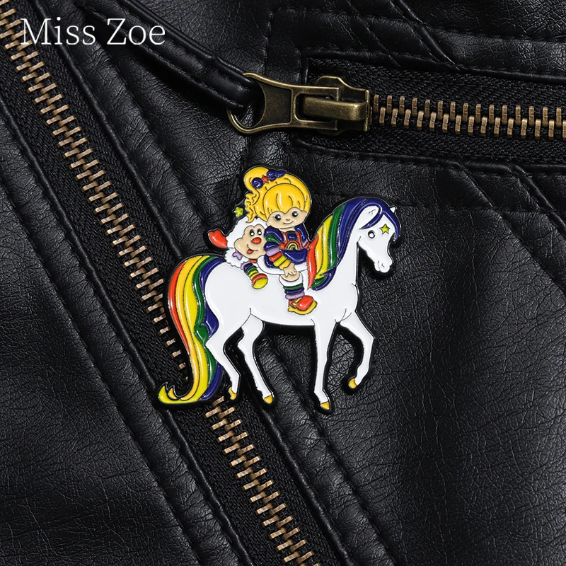 Fairytopia Rainbow Brite Wing Smalto Pin Fantasy Adventure Series Movie Retro Spilla Risvolto Zaino Badge Nostalgia Gioielli Regalo
