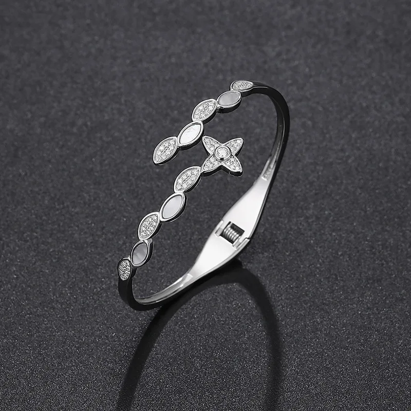 Shell Clover Moissanite Bracciale Donna 925 Sterling Silver D Color Lab Moissanite Diamond Bangle Bracciali Pass Tester Regalo