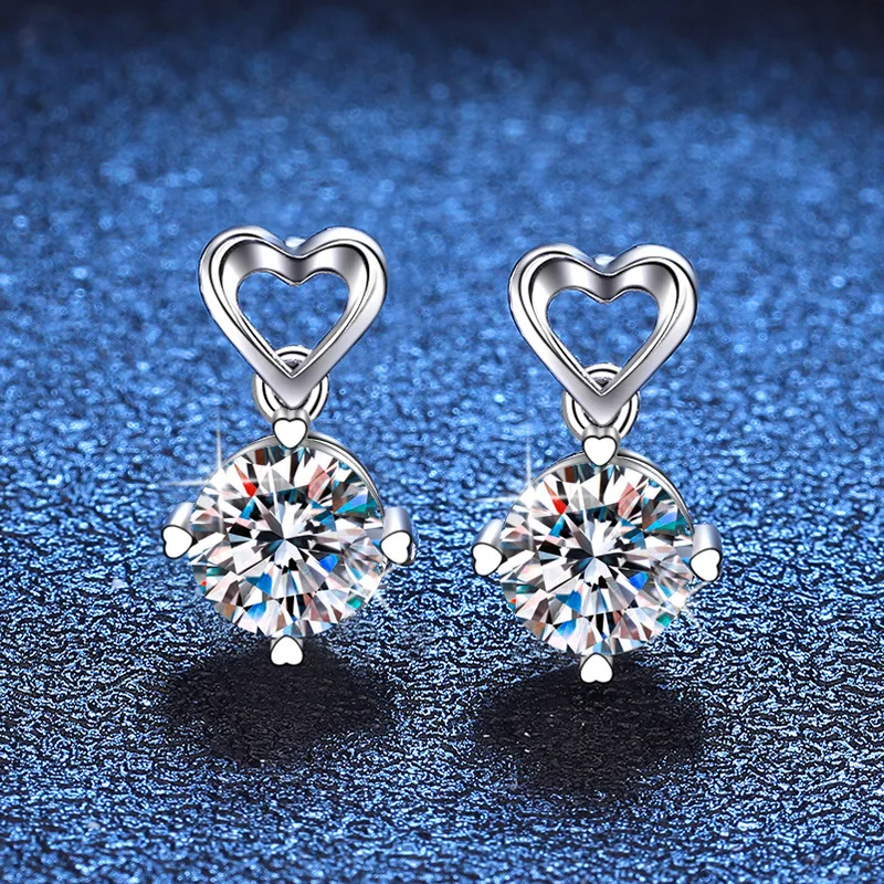 Classic 2Ct Love Heart Moissanite Orecchini A Bottone Donna 925 Sterling Silver Lab Diamond Ear Studs Pass Tester Con Gra All'Ingrosso