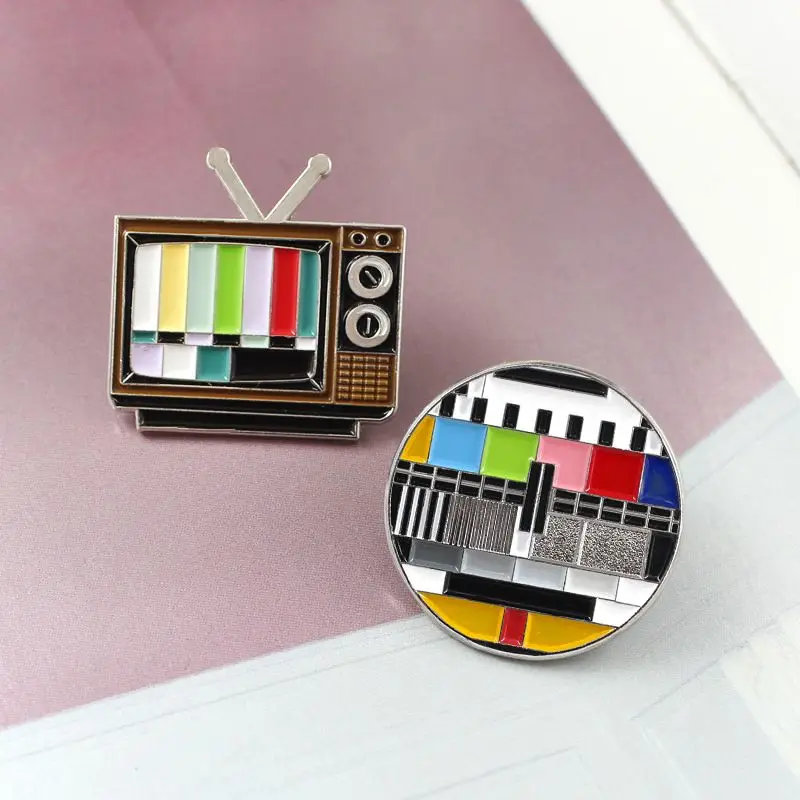 Classic Old Tv Spilla No Signal Rainbow Tv Screen Shape Smalto Pin Friends Gift