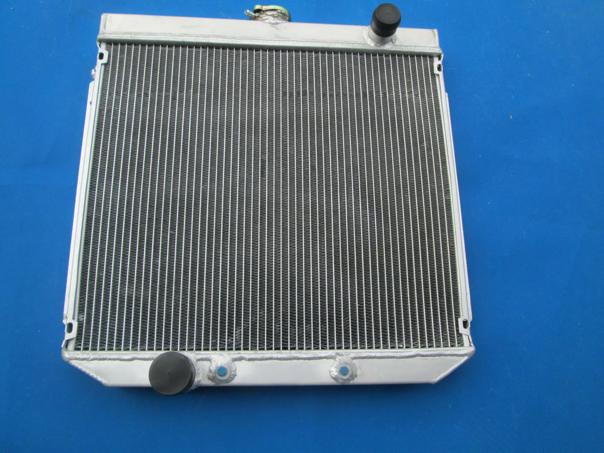 56Mm 3 File Per Ford Xy Xw 302 Gs Gt 351 Cleveland Radiatore Interamente In Alluminio
