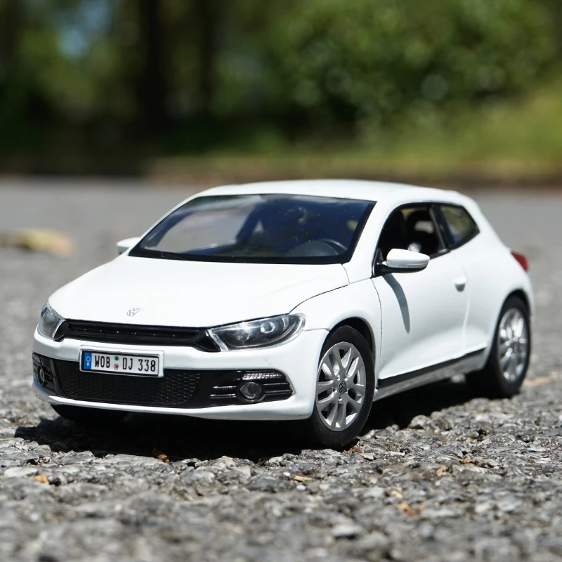 Welly 1:24 Volkswagen Scirocco Car Diecast Model Car Classic Vw Toy Car Lega Sport Car Metal Racing Car Per Kid Gift B7
