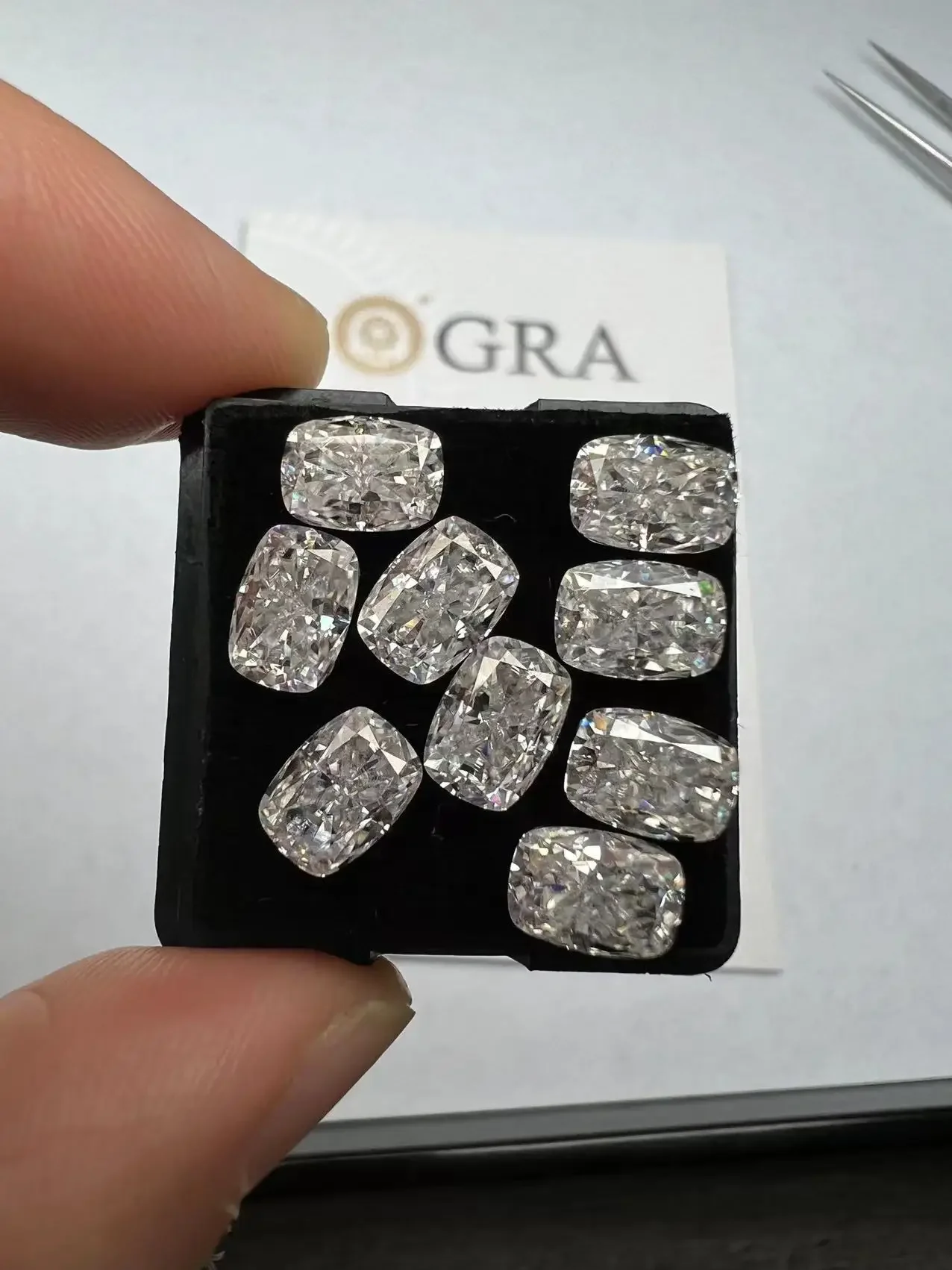 Pietre Preziose Sciolte Moissanite Cuscino Per Ghiaccio Tritato Isolato D Color Lab Grown Diamonds Eccellente Certificato Gra Pietra Moissanite