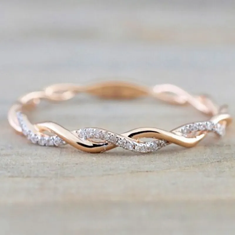 2022 New Stylish Simplicity Circle Ring Per Le Donne Rose Gold Twist Rope Stacking Lovers Fedi Nuziali Accessori Gioielli Regali