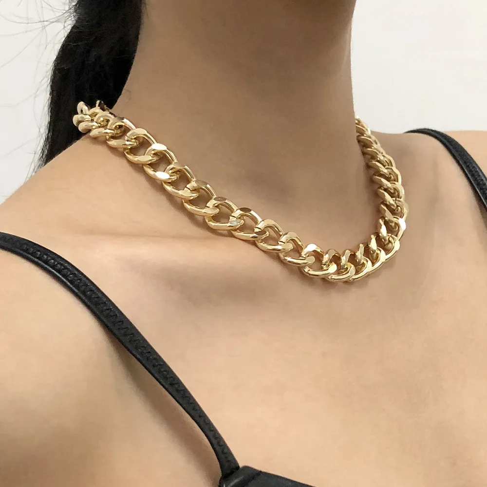 2021 Fashion Big Necklace For Women Twist Color Oro Placcato Argento Chunky Thick Lock Choker Chain Collane Gioielli Per Feste Regali