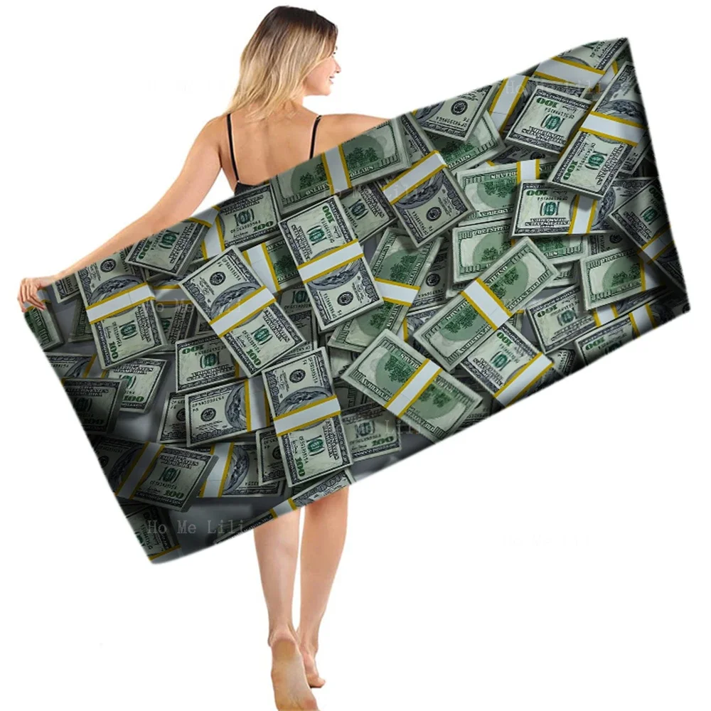 Soldi E Ricchezza Greenback Pile Nero E Oro 100 Dollari Bill Franklin Head Portrait Asciugamano In Microfibra Ad Asciugatura Rapida