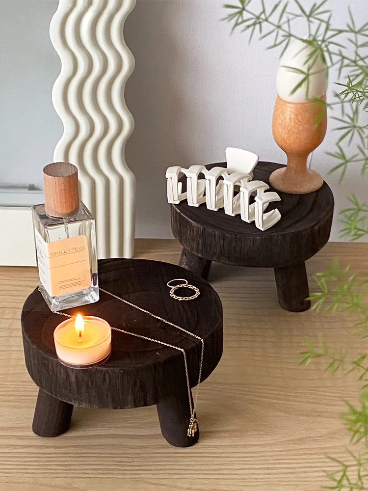 Sgabello In Legno, Sgabello Rotondo Piccolo A Tre Gambe Usato, Pianta In Vaso, Tavolo Da Fiori, Ornamento Per Candele, Espositore Commerciale Per Prof