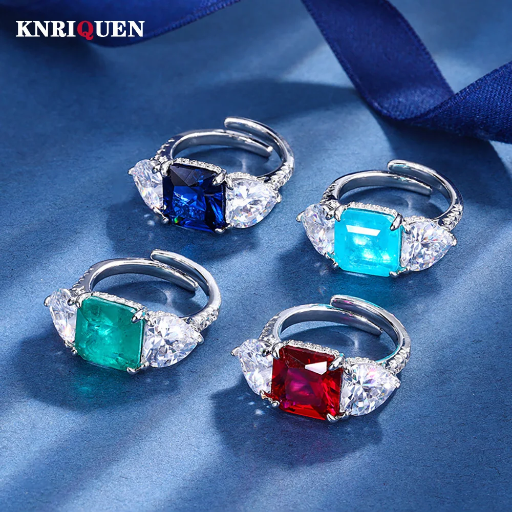 Nuovi Ciondoli 10*10Mm Ruby Emerald Sapphire Rings Retro Gemstone Lab Diamond Wedding Ring Cocktail Party Fine Jewelry Regalo Femminile