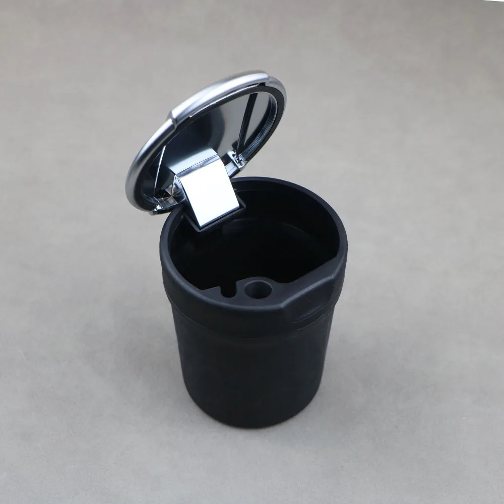 8 V0857951 Posacenere Per Auto Garbage Coin Storage Cup Per Audi A3 A4 B6 B7 B8 B9 A5 A6 C6 C7 C8 A7 A8 D3 D4 D5 Q3 Q5 Q7 Q8 Posacenere