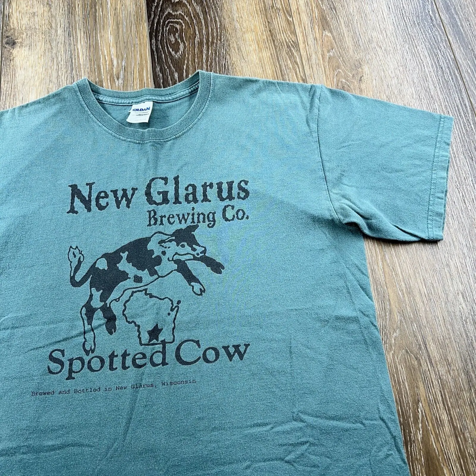 Vintage New Glarus Brewing Co T Shirt Mens L Green Maculato Cow Beer Bar Vermont Maniche Lunghe O Corte
