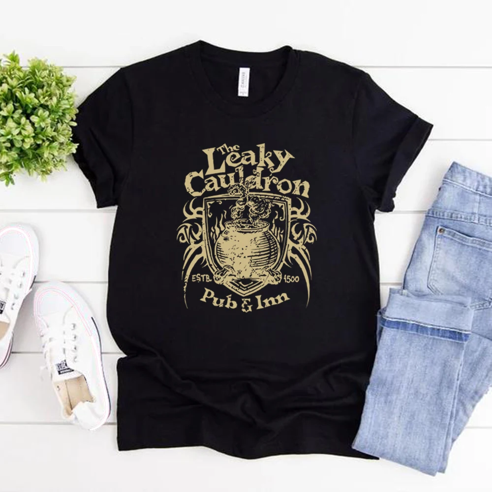 Magical Wizard Castle Maglietta Unisex Cute Wizard Book Lover Tshirt Family Vacation Tees Uomo Donna T-Shirt Vintage Camicia Gotica