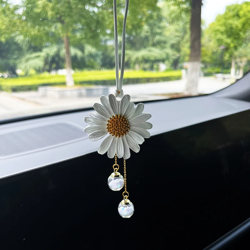 Cute Little Daisy Car Interior Decoration Gesso Fragrance Daisy Auto Specchietto Retrovisore Ciondolo Per Accessori Per La Decorazione Dell'Auto