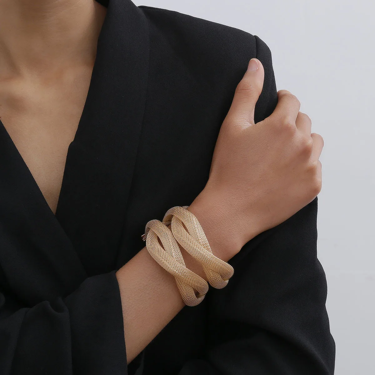 Chunky Gold Tone Rope Twisted Mesh Cuff Bangle Bracciale Rocks Boutique