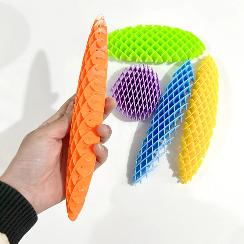 1 Pz Nuovo Design Fidget Gadget Magic Worm 3D Stampa Ananas Carota Anti-Stress Adhd Antistress Edc Giocattolo Elastico Per Bambino Adulto