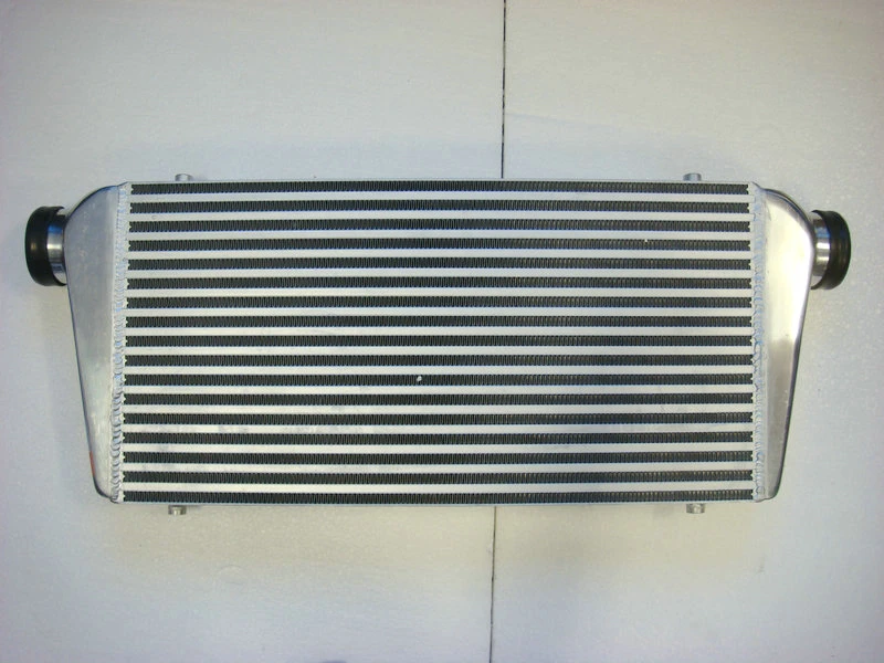 Universal Front Mount Aluminum Intercooler 775*329*84Mm ,74.5Mm Inlet/Outlet High Flow Light Weight Turbo Super Charger System
