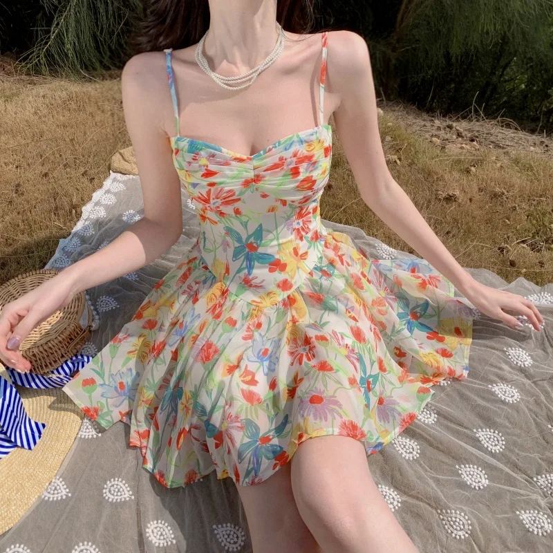 Sweet Hot Girl Pure Desire Style Tea Break Stile Francese Temperamento Super Mori Floral Strap Dress Seaside Holiday Summer Clothes