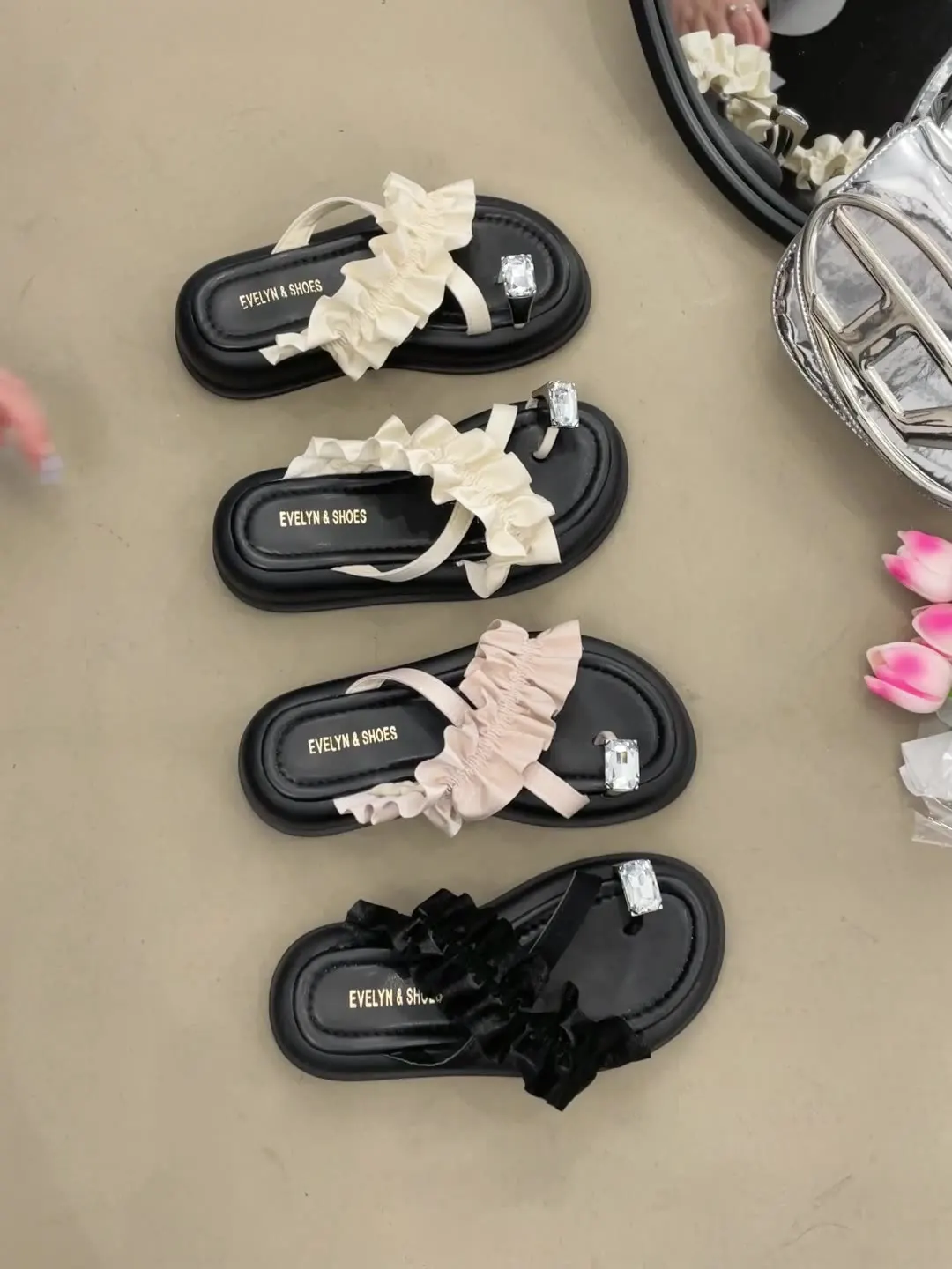 Scarpe Da Spiaggia Glitter Slides Pantofole Da Donna Outdoor Pantofle Platform Med Butterfly-Knot Fashion Rubber Flip Flop Sabot Jelly Fl