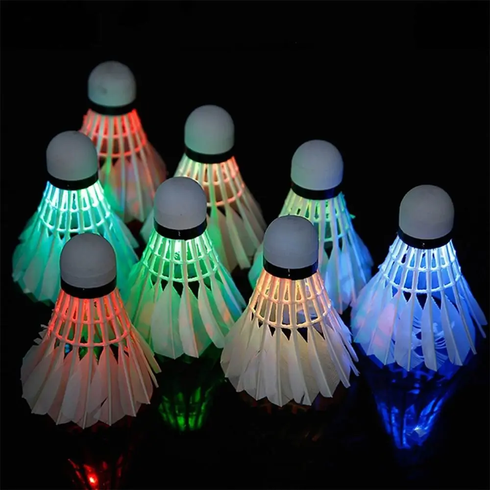 Illuminazione A Colori Badminton Kids Dark Night Illuminazione A Led Colorata Sport Badminton Light Spot Shuttle Cock Accessori Volano
