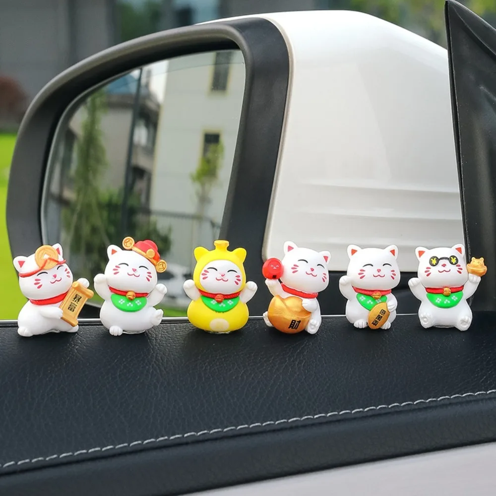 Cute Lucky Cat Figurine Maneki Neko Animal Miniature Fortune Wealth Statue Home Desktop Car Auto Interni Accessori