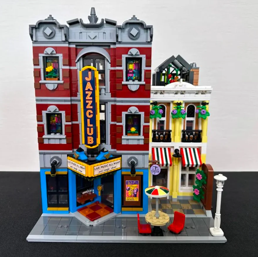 2024 Club Shop Model Modular House Building Blocks Compatibili 10312 Street View Toys Per Bambini Adulti
