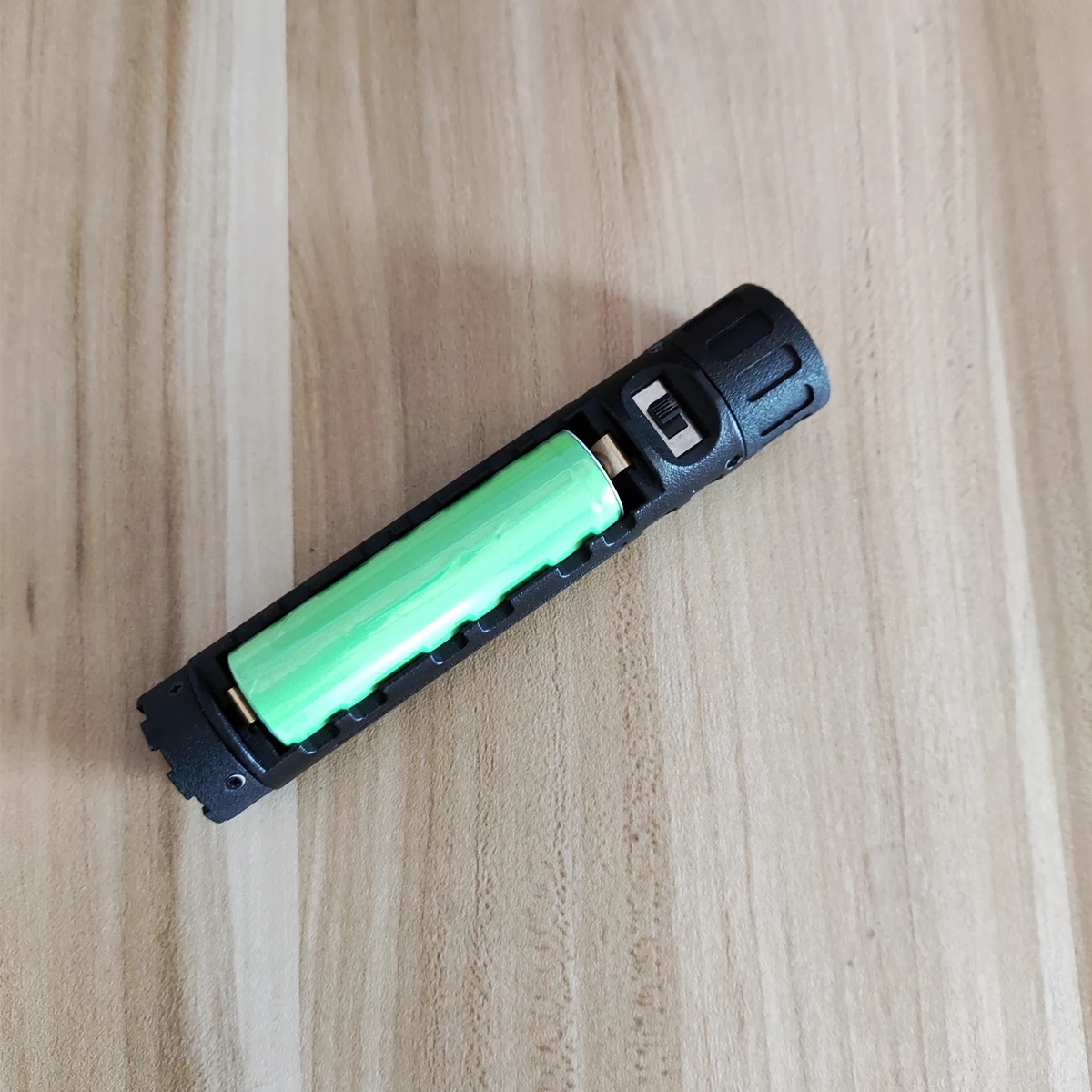 Elf Sabers Yoda Neopixel Lightsaber Telaio Rimovibile Kill Swith Scheda Proffie2.2 Inclusa Solo Batteria 18650 3200Mah Chassis