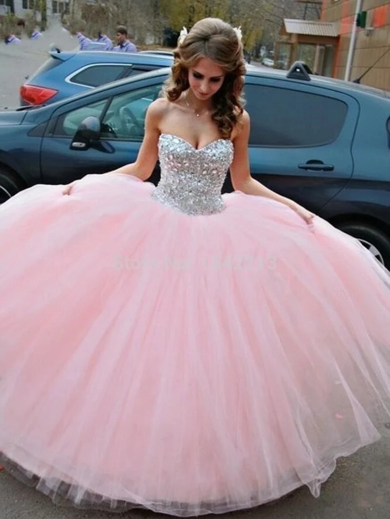 Angelsbridep Sweetheart Ball Gown Quinceanera Abiti Per 15 Party Sparkly Beaded Tulle Cenerentola Birthday Gowns Hot