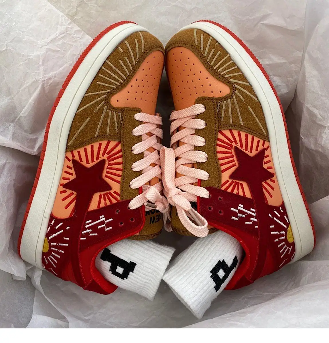 2024Niche Design Coppia Sun Flower Sneakers Trend Wild Star Retro Casual Sneakers